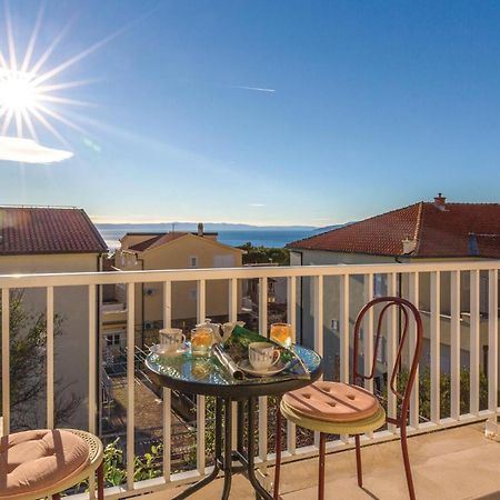 3 Bedroom Amazing Apartment In Makarska Eksteriør bilde